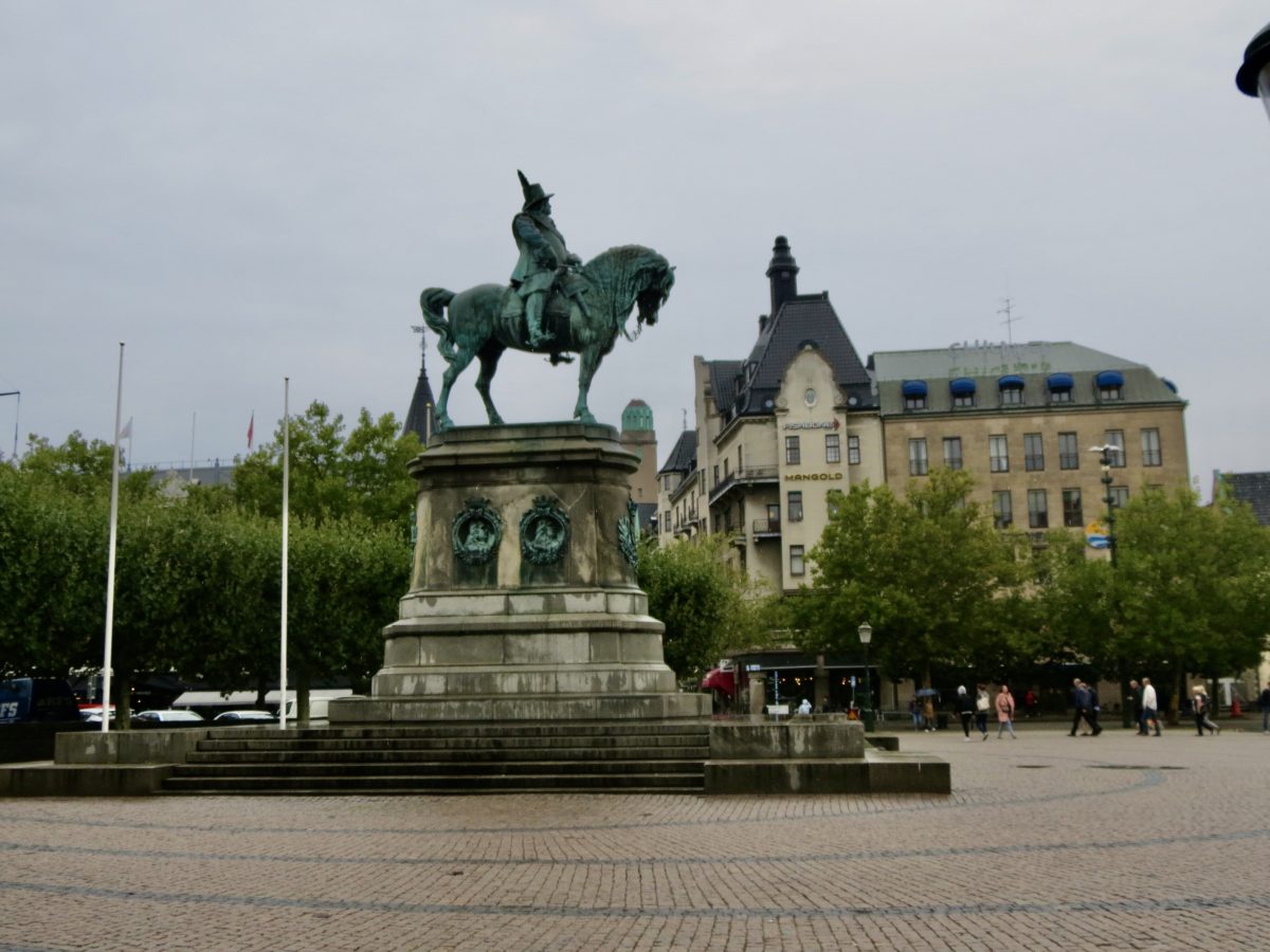 Charles X Gustav - Equestrian statues