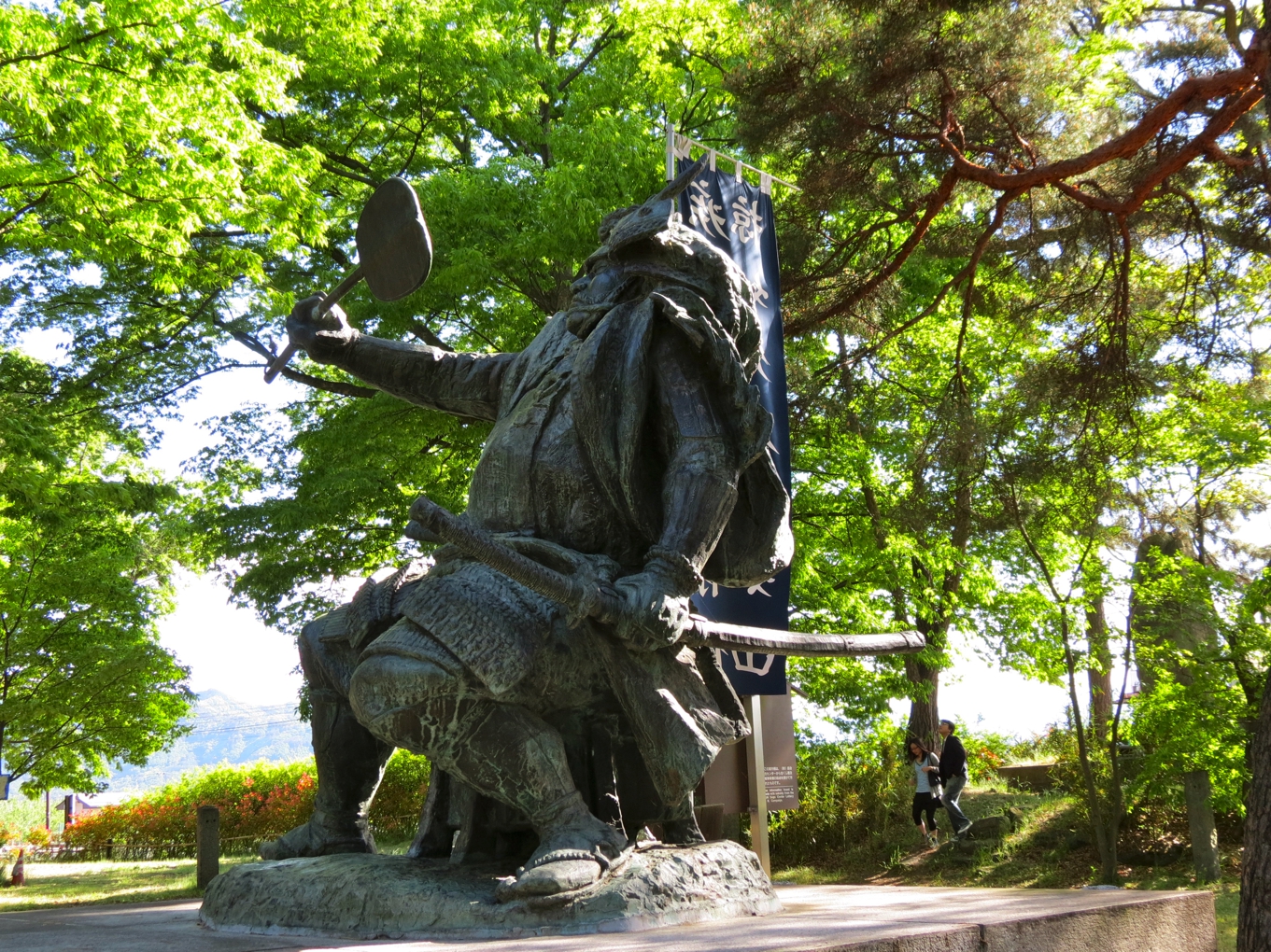 kenshin statue