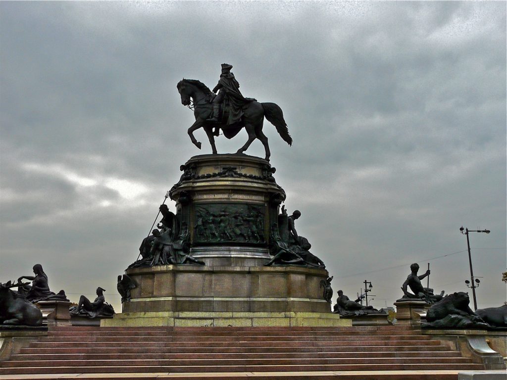 Equestrian statue of Washington in PA Philadelphia US