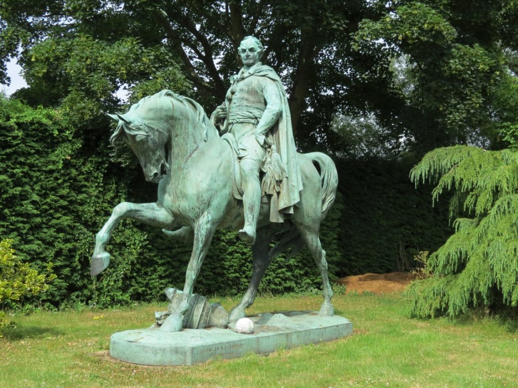 Equestrian statue of Henry Hardinge in Over UK