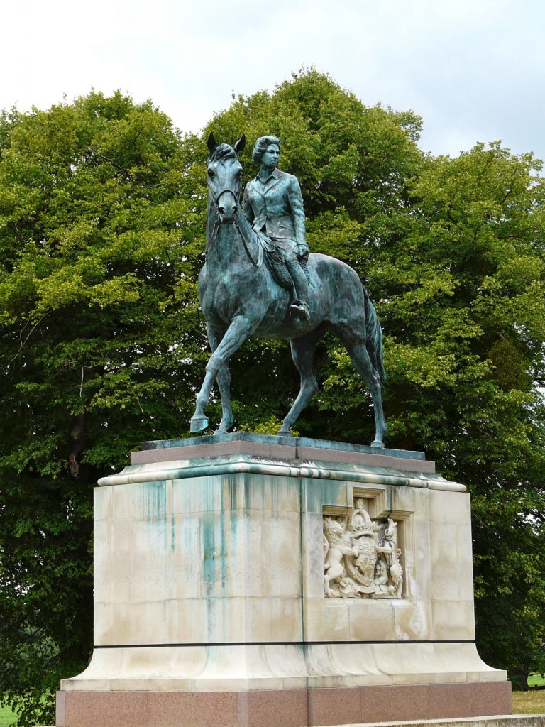 Equestrian statue of Queen Elisabeth II in Windsor UK