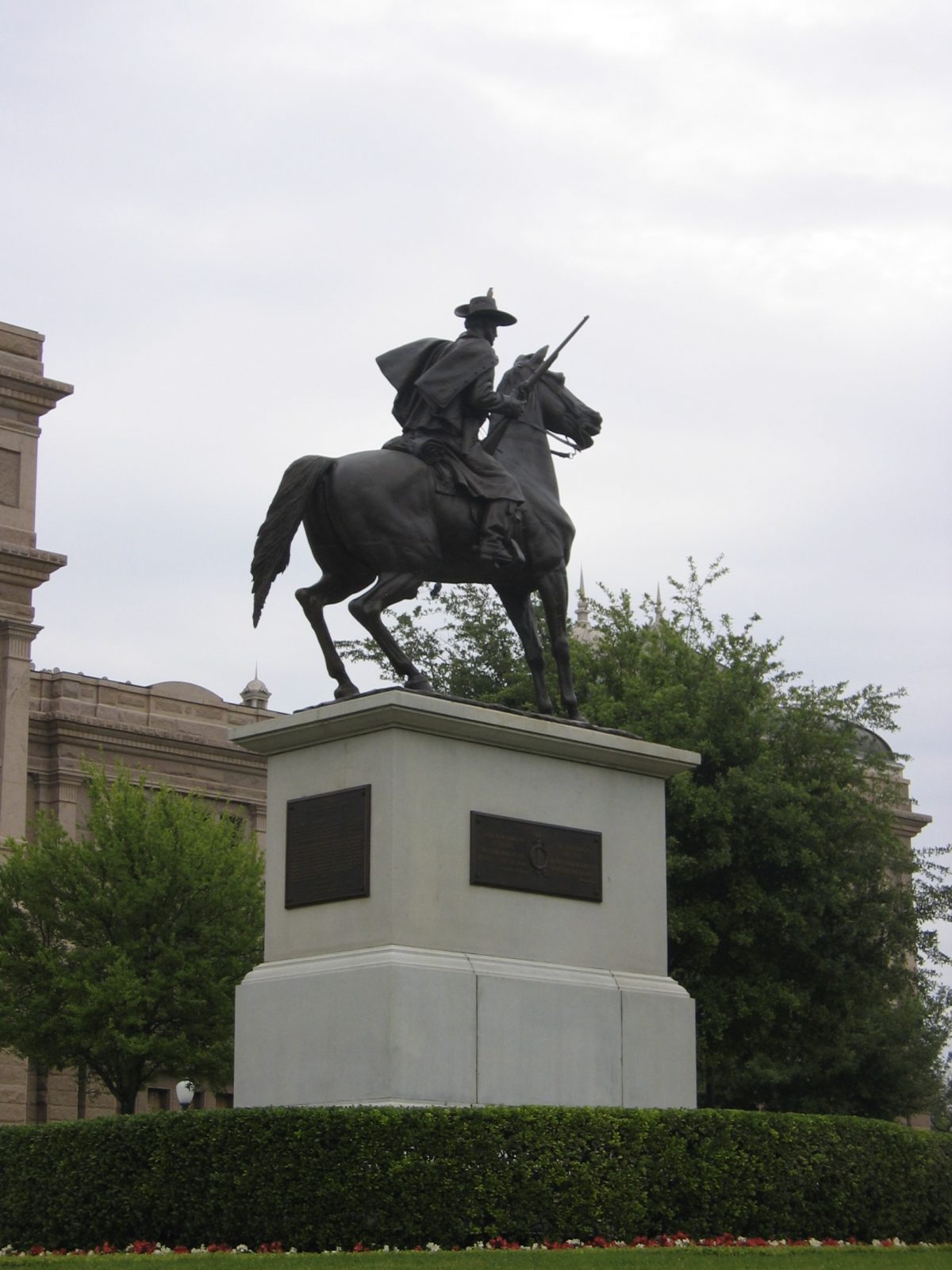 Equestrian statue of Joseph Wheeler in TX Austin US