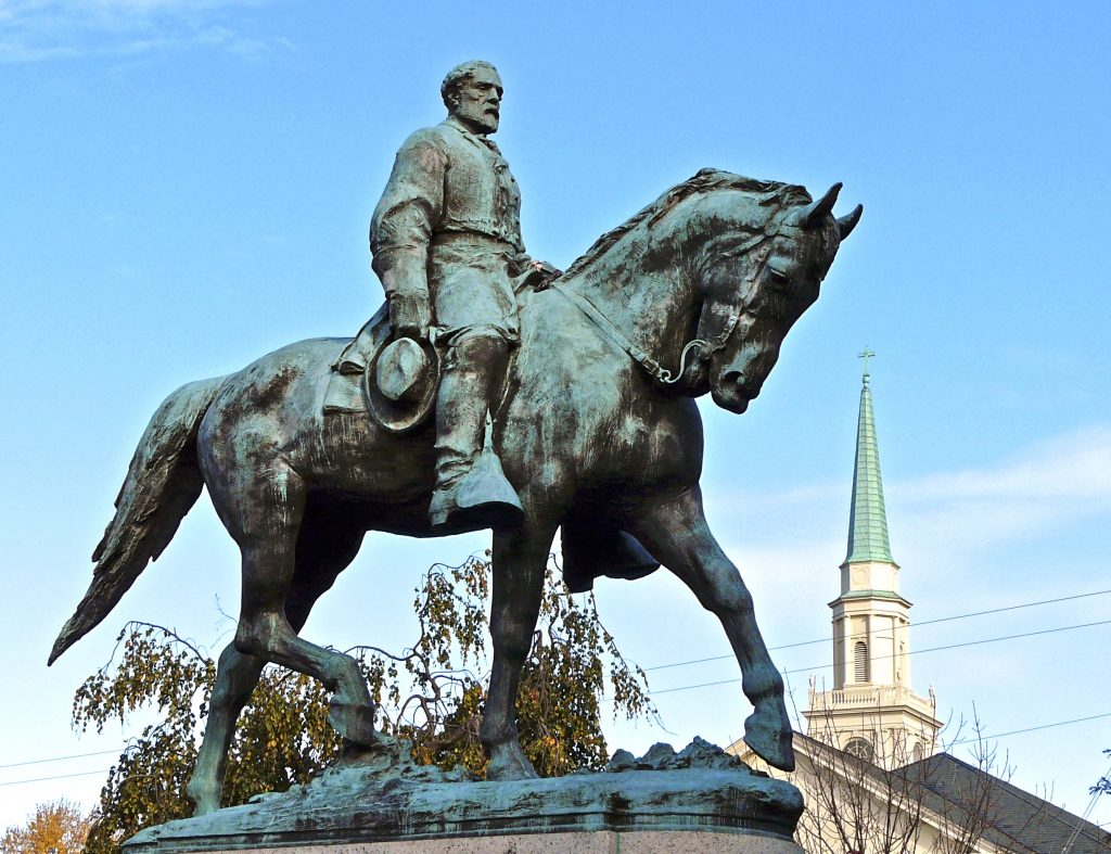 Equestrian statue of Robert Edward Lee in VA Charlottesville US