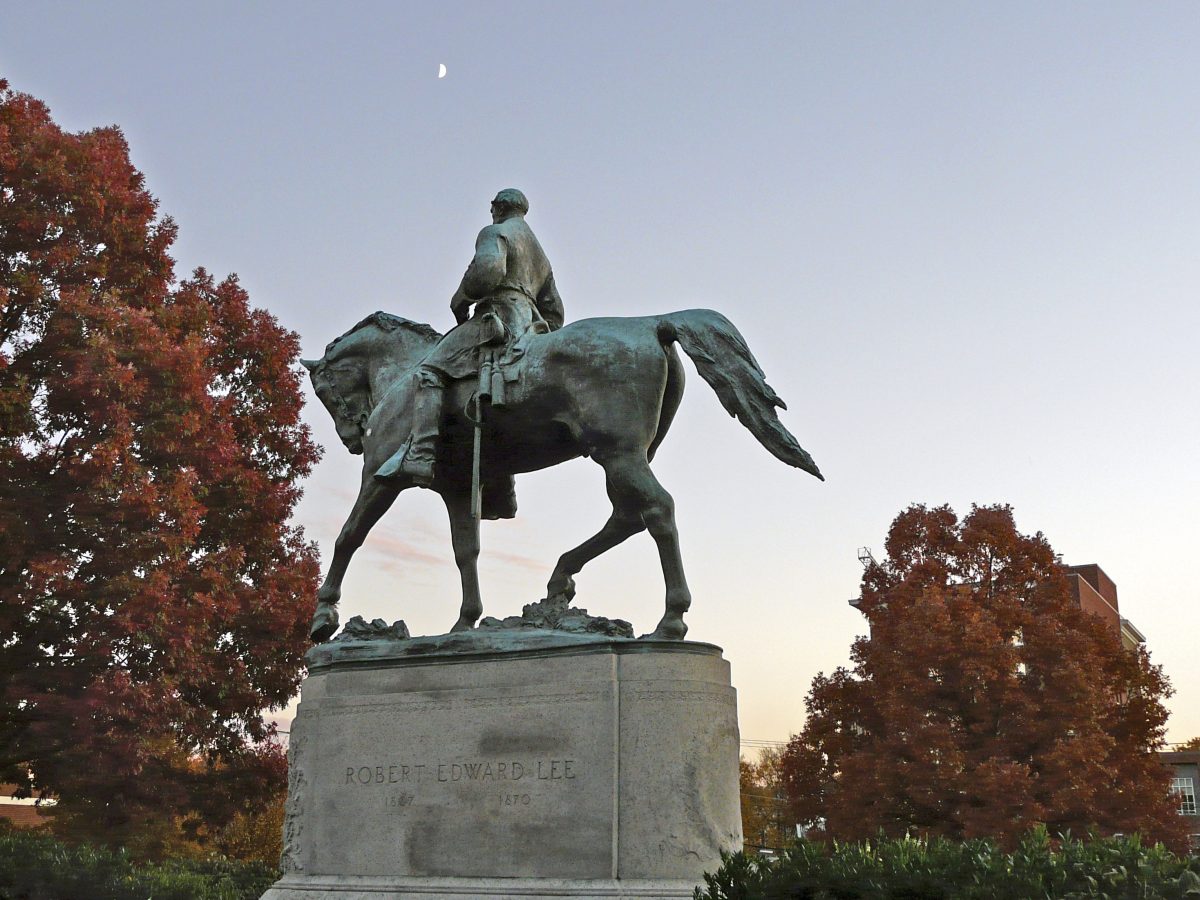 Equestrian statue of Robert Edward Lee in VA Charlottesville US