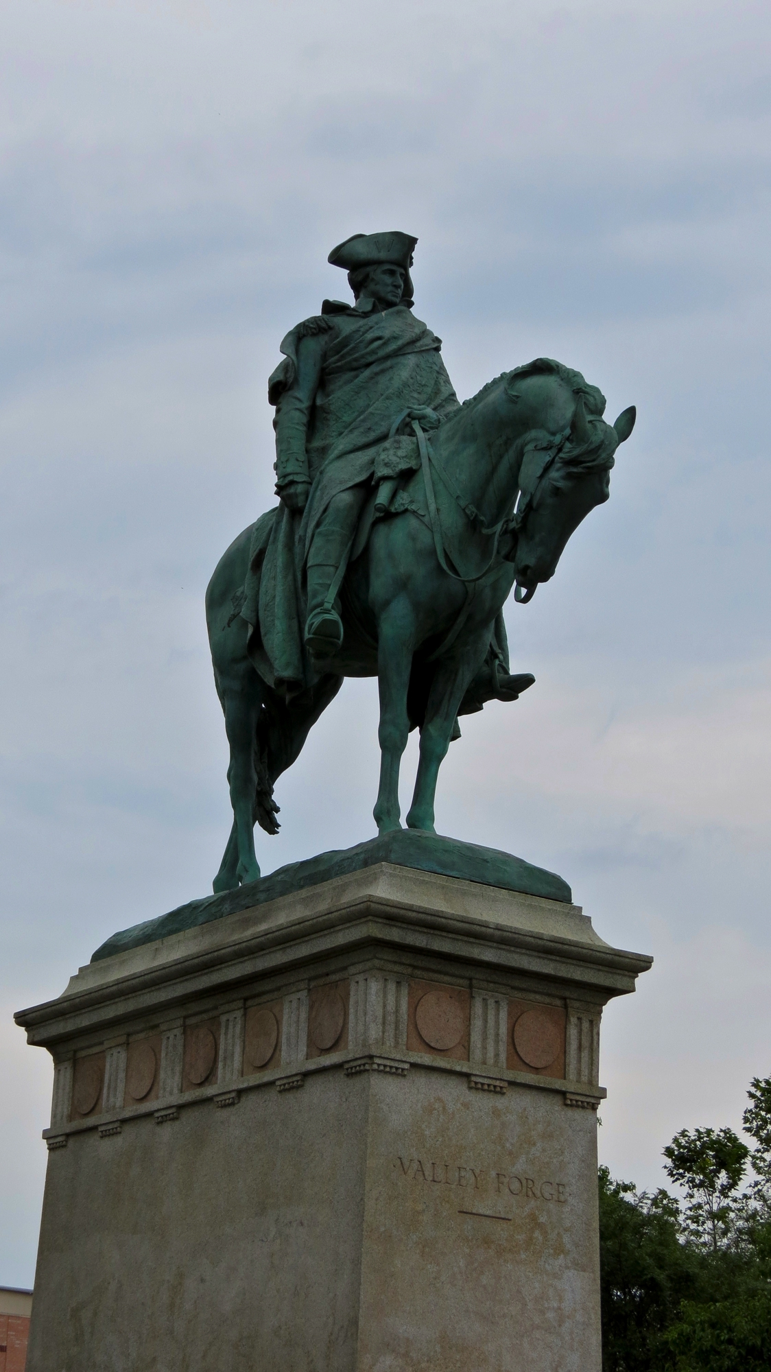 Equestrian statue of Washington in NY New York City US