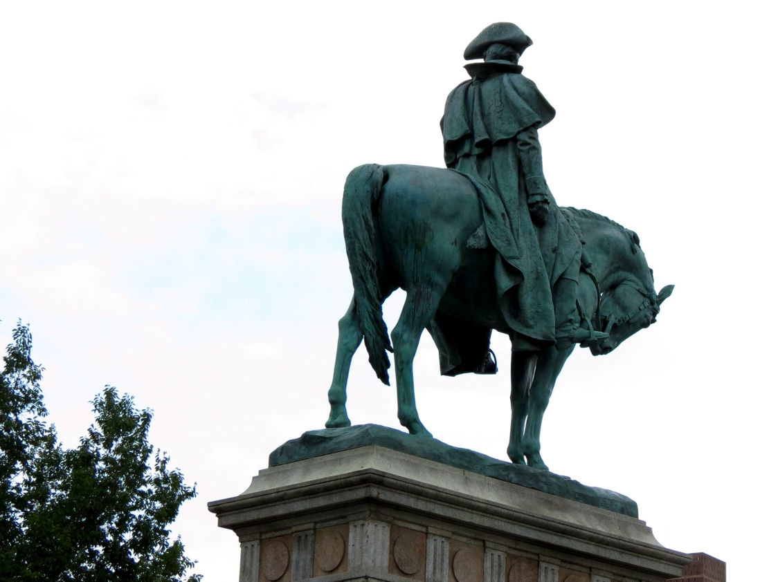 Equestrian statue of Washington in NY New York City US