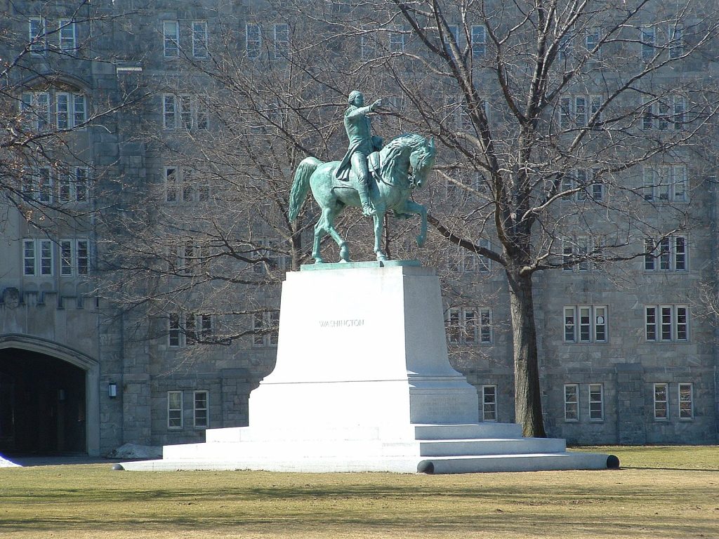 Equestrian statue of Washington in NY Westpoint US