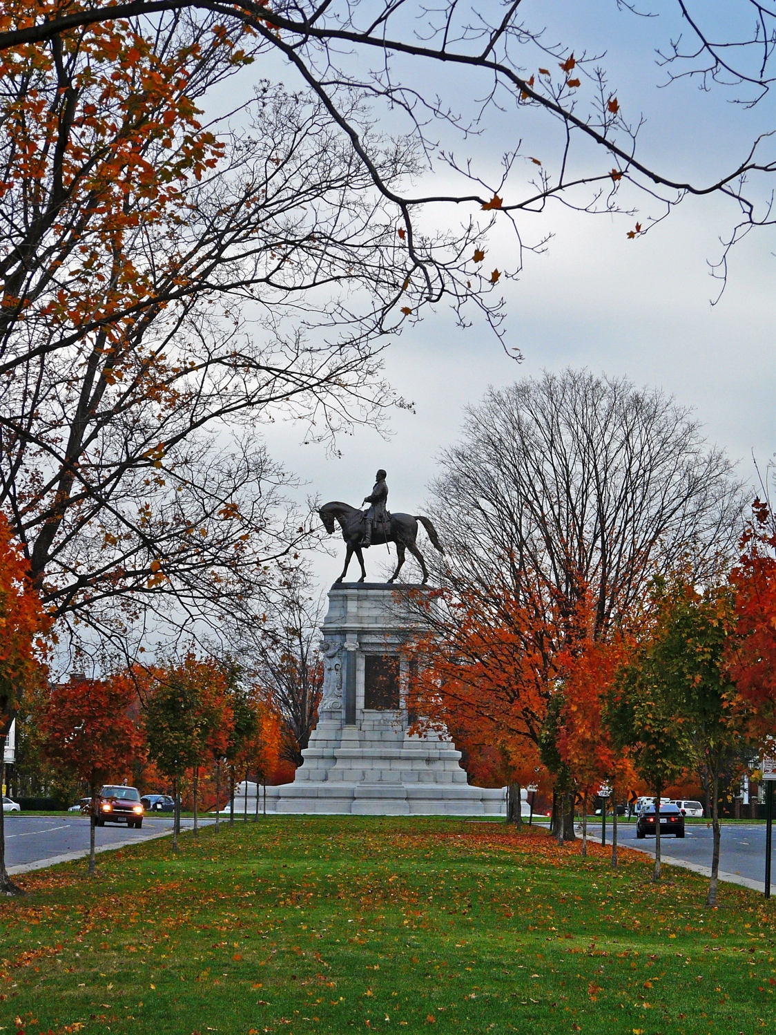 Equestrian statue of Robert Edward Lee in VA Richmond US