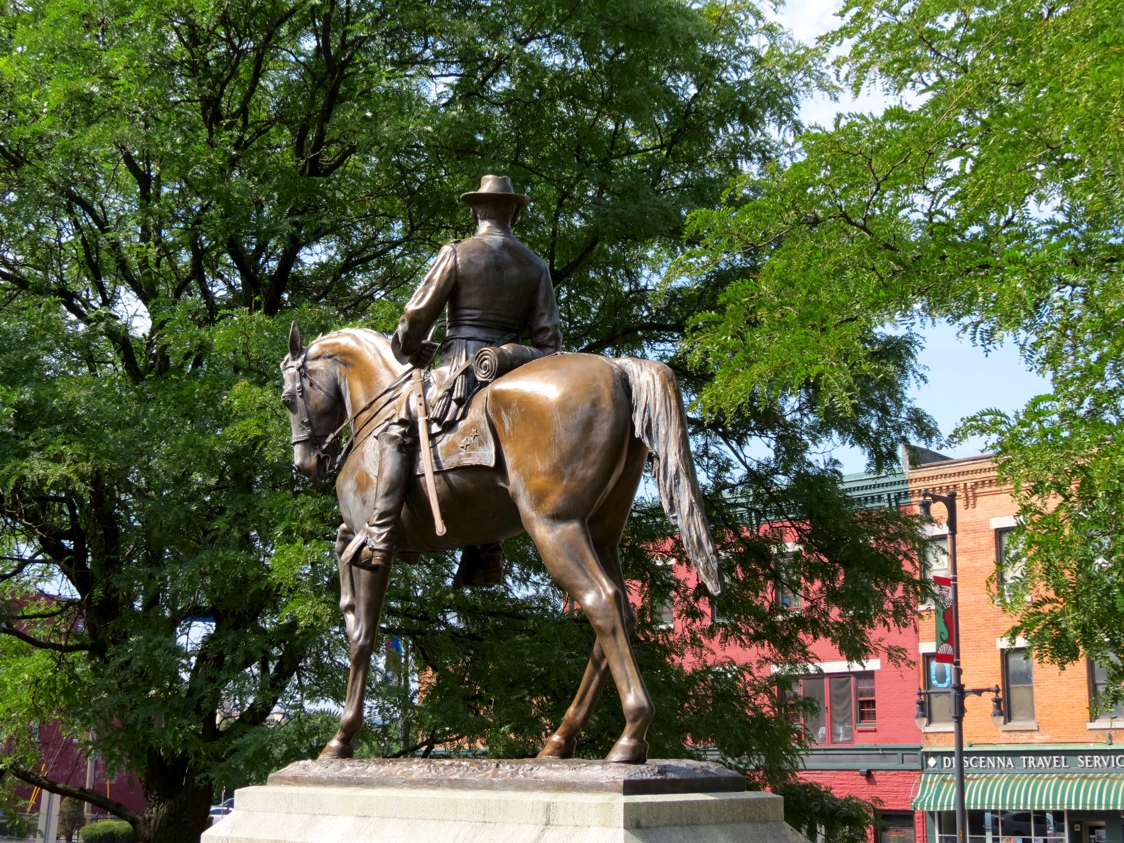 Equestrian statue of Gustavus A. Sniper in NY Syracuse US