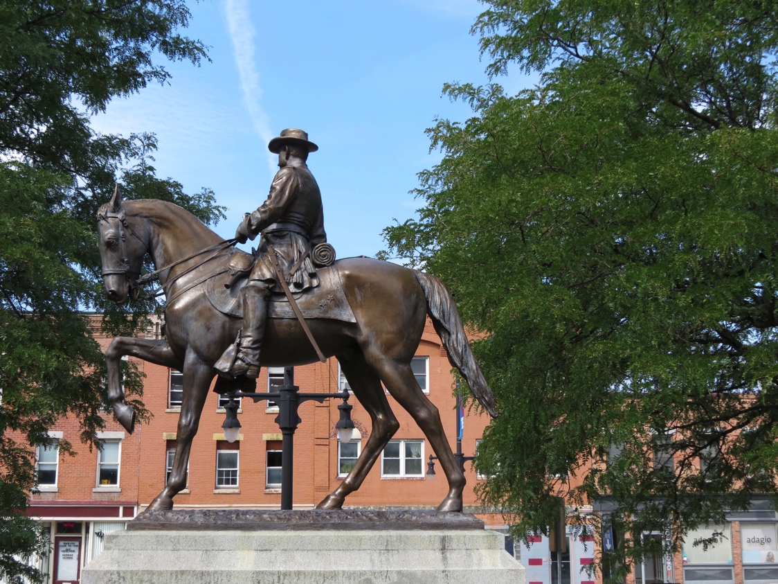 Equestrian statue of Gustavus A. Sniper in NY Syracuse US