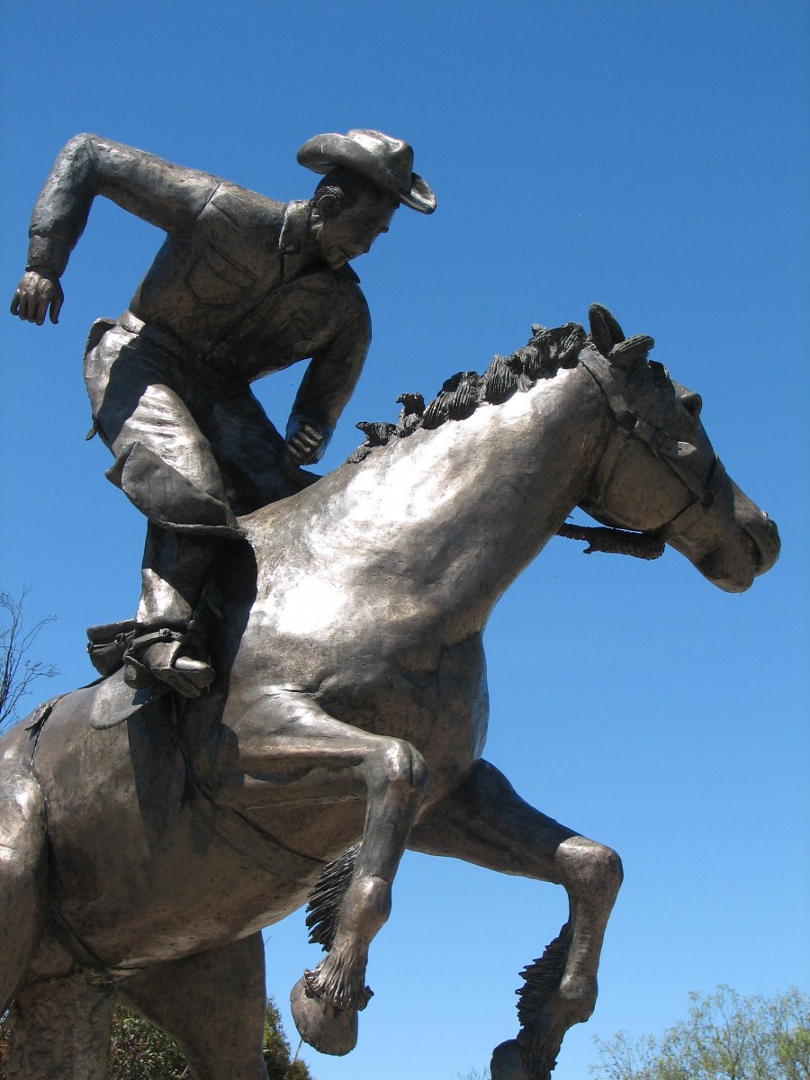 Equestrian statue of Curio with Alan Woods in Marrabel SA Australia