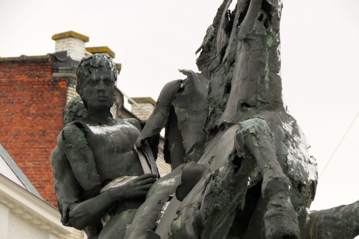 Four sons of Aymon Equestrian statues